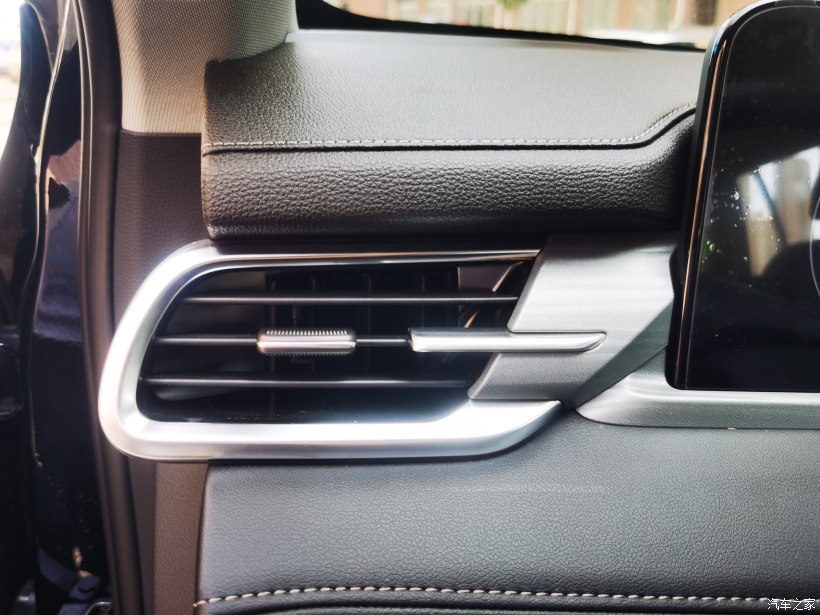 福特领裕初体验总体感觉适合家用,福特领裕七座2022款落地价多少