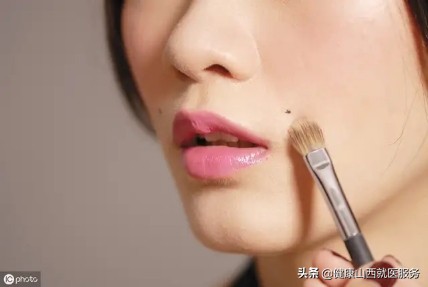 激光祛比较大的痣会癌变吗,为什么激光祛痣还会长出来