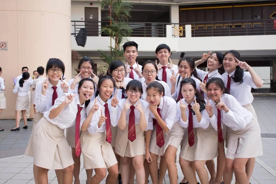 新加坡校服哪个好看,新加坡好看的校服
