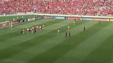 普约尔再回忆02年世界杯：赛前教练早就提醒裁判问题，但还是输了