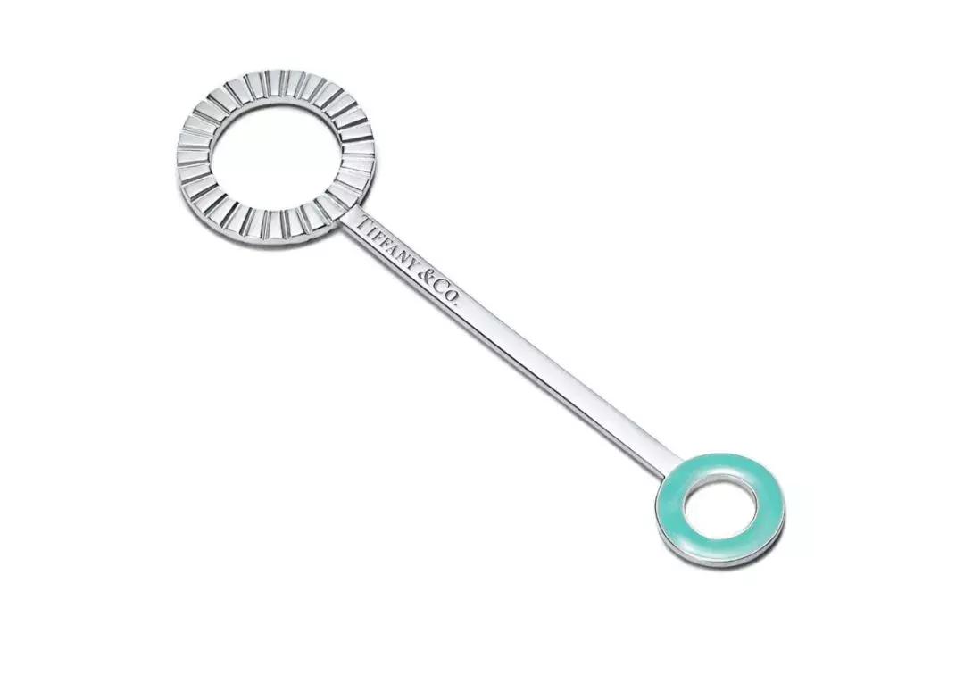 lv饰品和香奈儿,lv与香奈儿哪个更高端