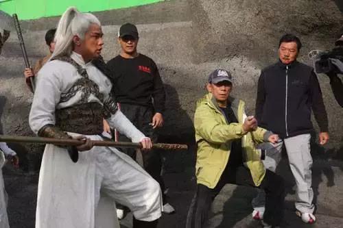 唱歌只是副业？双截棍行云流水的周杰伦，功夫才是他的本命