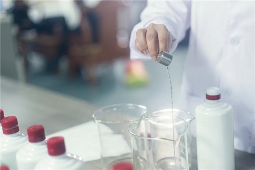 酱父酒业李兴发简历,酱酒之父李兴发纯粮酱香酒