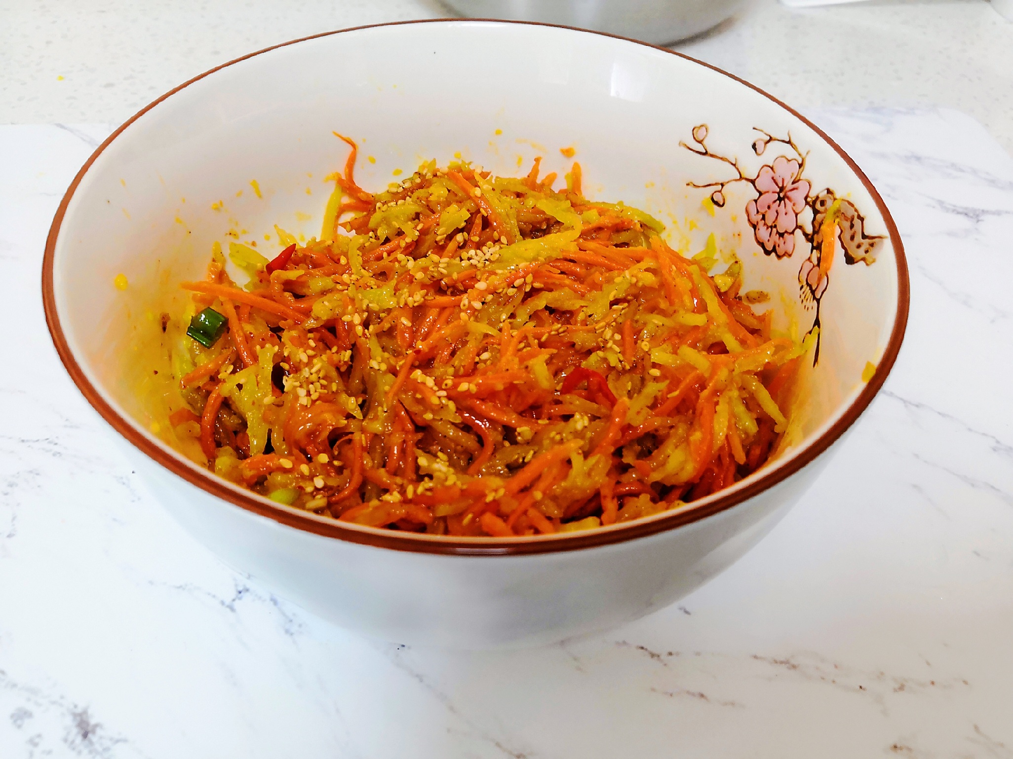 一个土豆和胡萝卜可以做什么美食,土豆和胡萝卜不加配料的神仙吃法