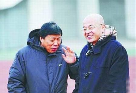 国足最出名的“蛀虫”,戴名表收重礼,他直言:想进国家队就交钱