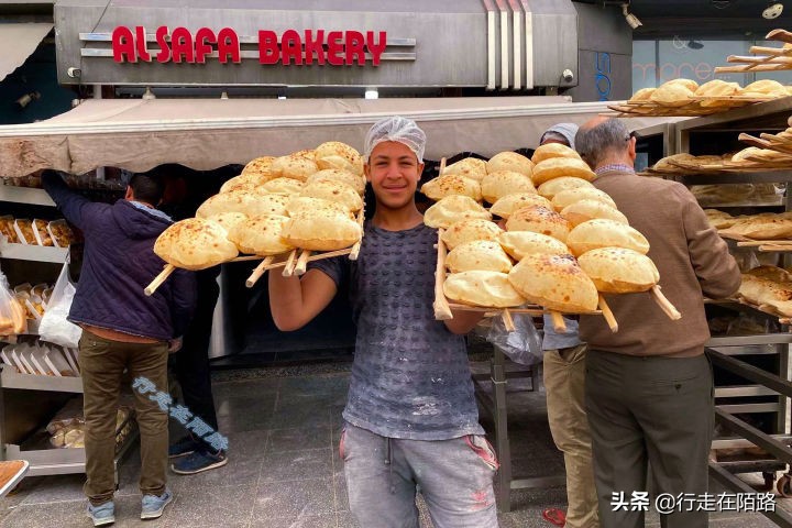 沙漠地区地下水严重匮乏,沙漠地区生活用水