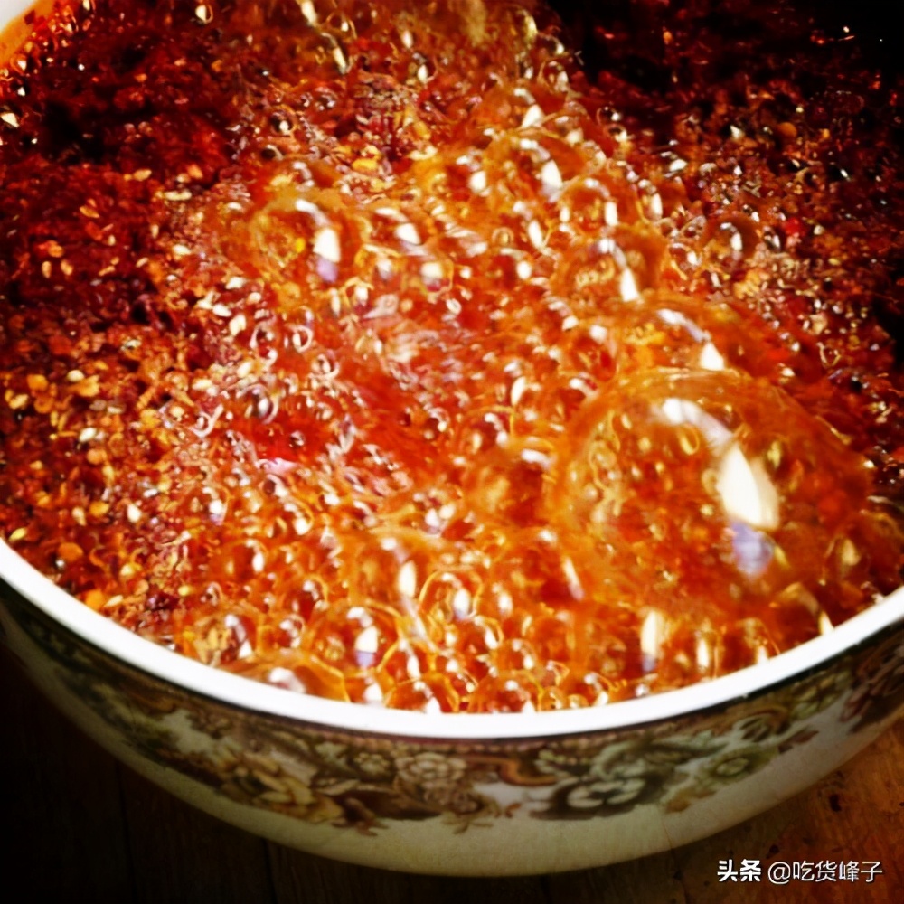 辣椒油经典秘制配方告诉你诀窍,做辣椒油又香又辣的教程