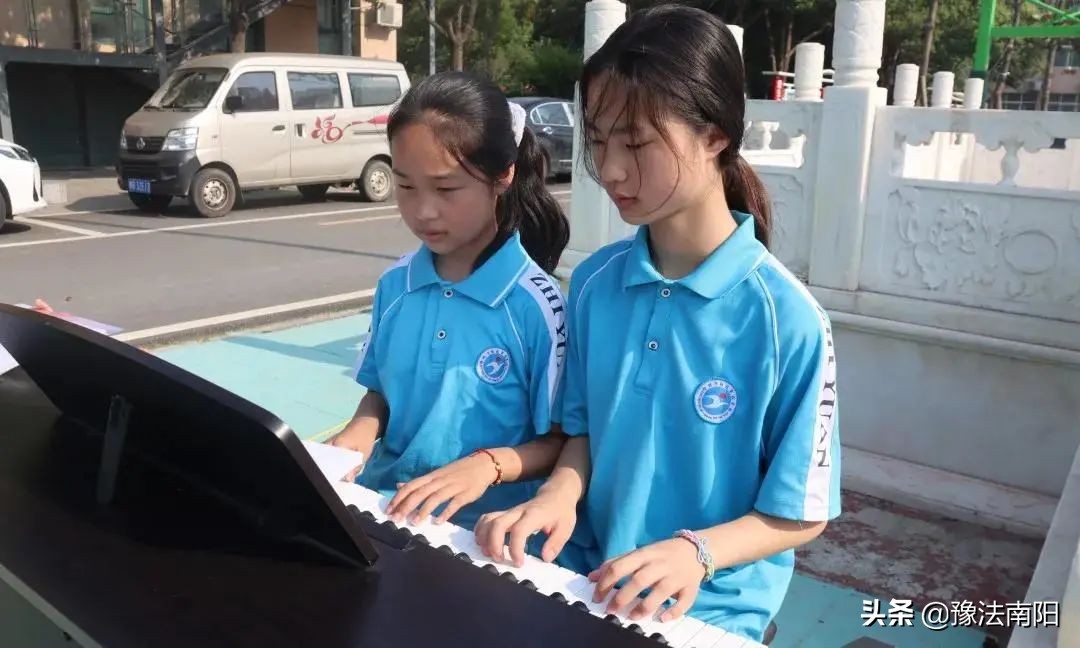 邓州市致远实验学校2023年运动会,邓州致远实验学校元旦