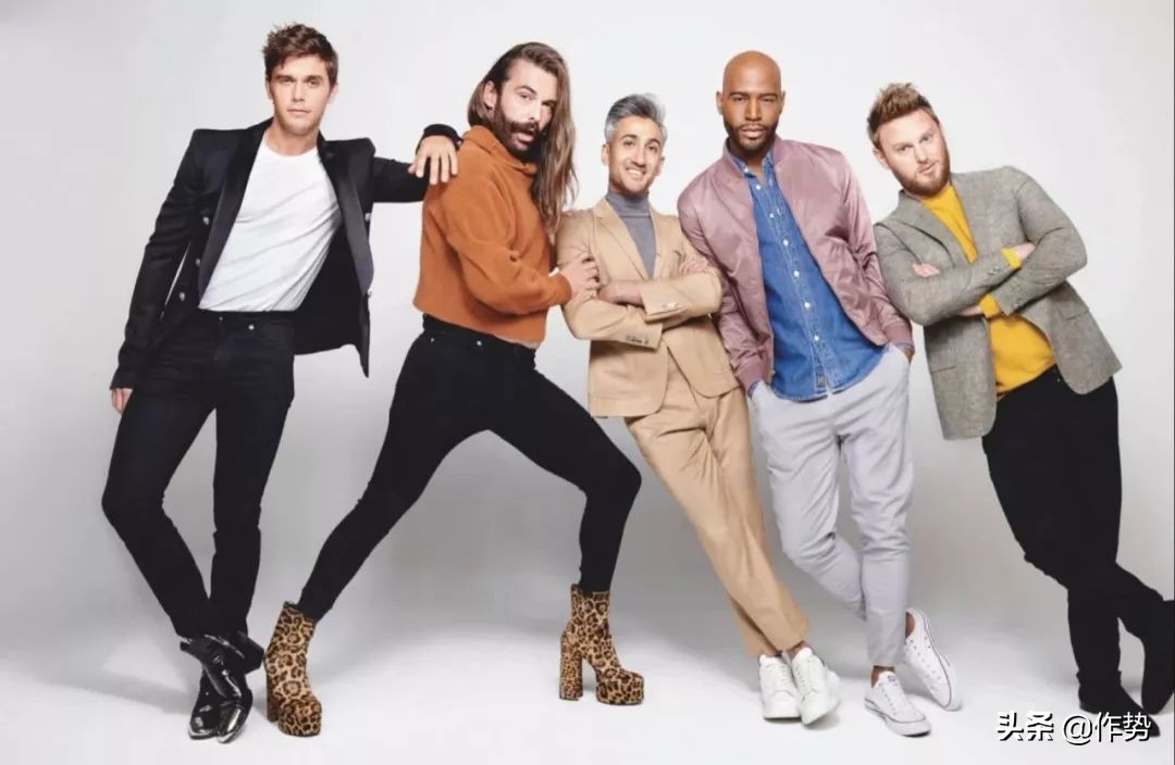 这位大胡子男人，穿起裙子来竟然比女生和还要合适？！