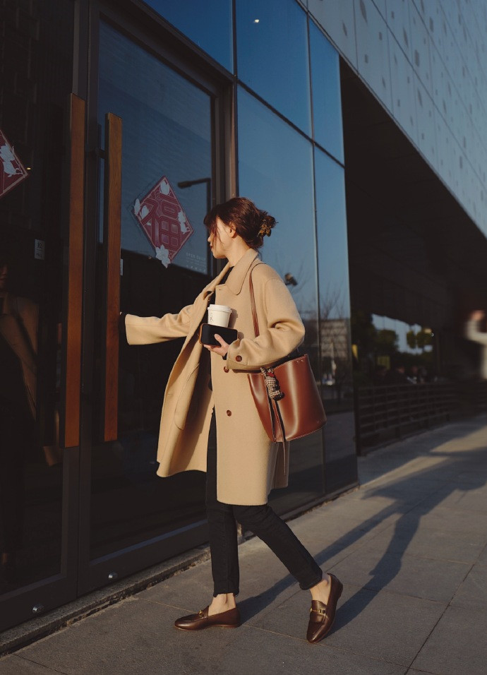 小个子不穿高跟鞋怎么显高,小个子怎么选择高跟鞋最显高