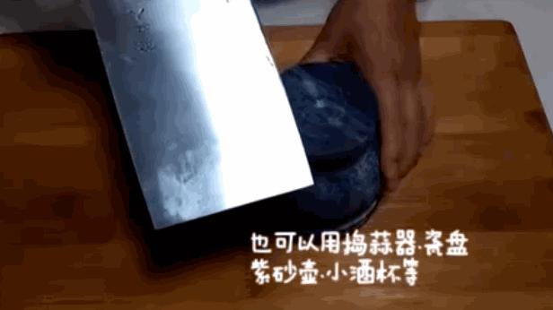 菜刀变钝怎么办？只需30秒，刀刃立马锋利无比！