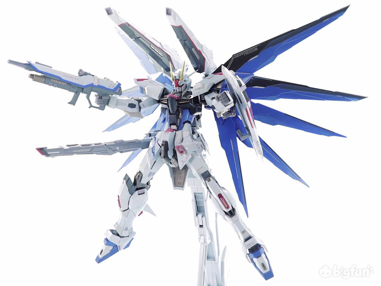 mb自由高达模型2.0,盗版自由2.0高达模型测评