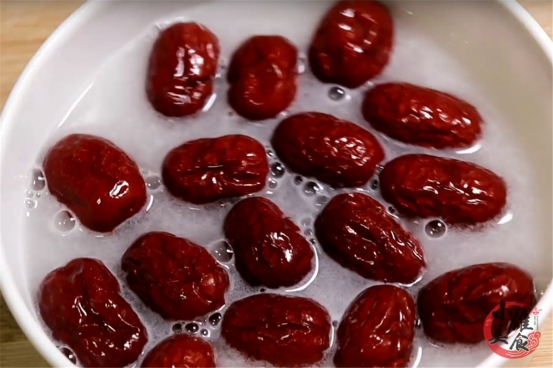 如何清洗掉红枣上的尘土,红枣怎么把脏东西洗出来