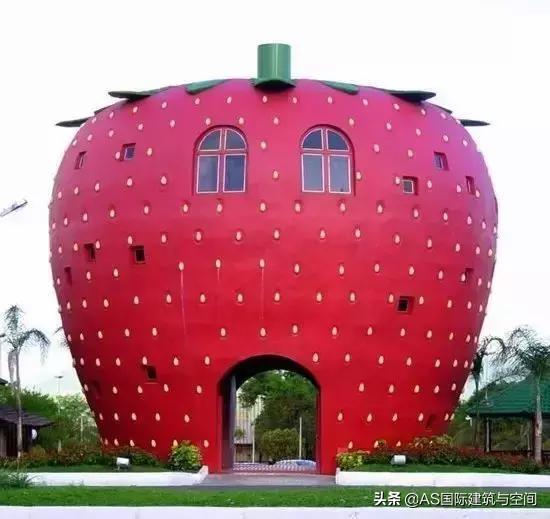 世界各国最奇葩的四大建筑,了解世界十大奇葩建筑