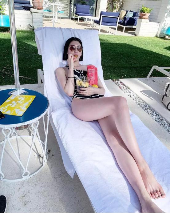 周杰伦三吉彩花真人照片,三吉彩花出演了周杰伦哪部mv