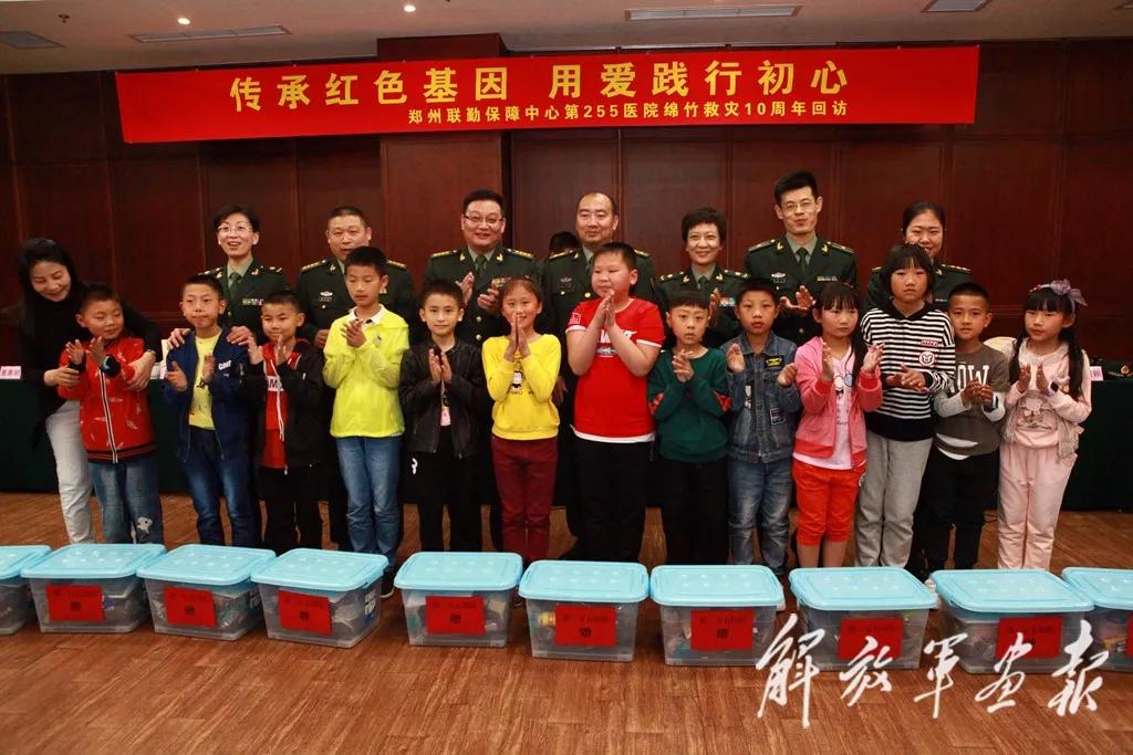 武汉方舱医院为何叫火神山雷神山,184小时抢建上海最大方舱医院