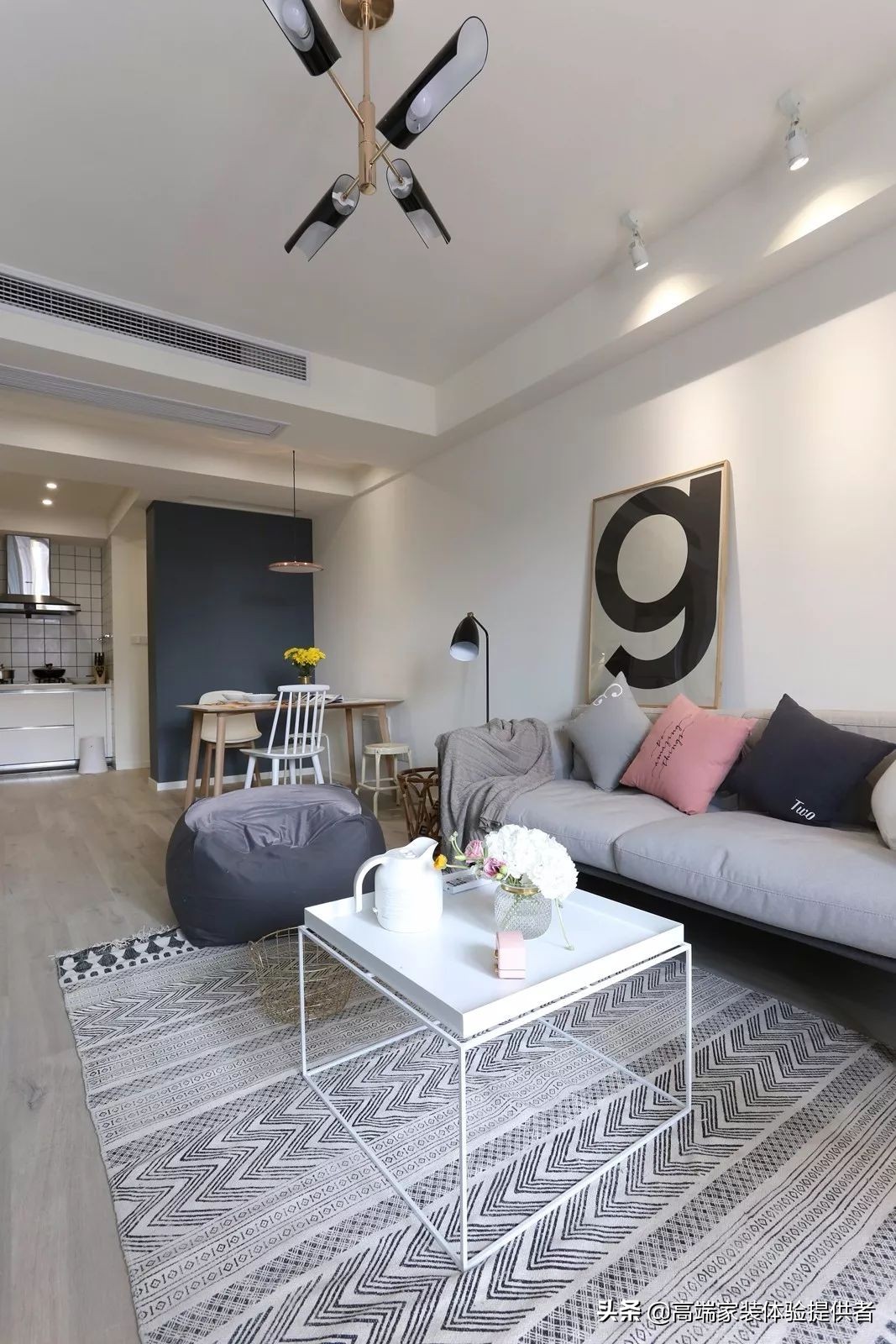 如何选择客厅灯吸顶灯,如何选择客厅的灯尺寸