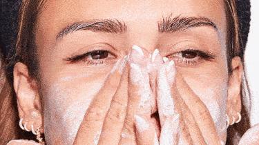 千万别买的烟酰胺洗面奶,千万不要买这几支会烂脸的洗面奶