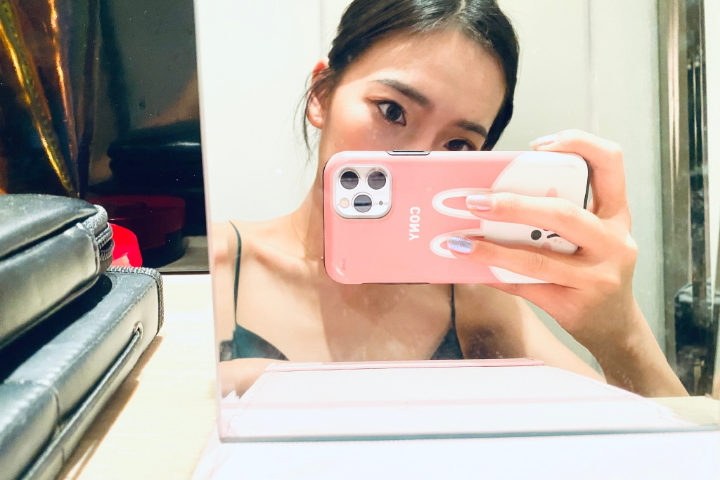 斩获小迷妹一个！憨厚土帅折服中超最美女记者，球迷：确认过眼神