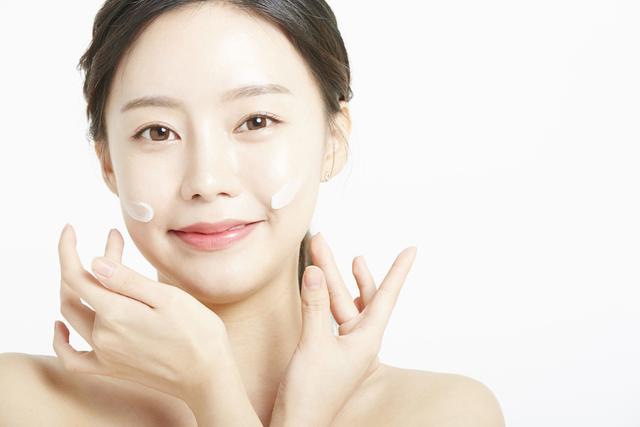 甘菊纯露怎么用效果好,如何选择好的洋甘菊纯露