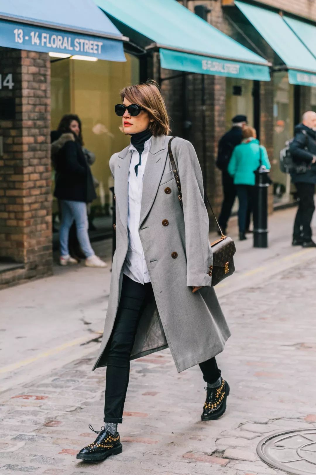 冬天不露脚踝才是今年的流行趋势,露脚踝不流行了吗