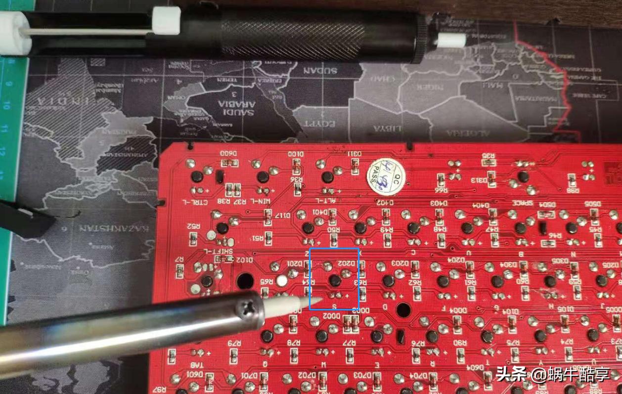 键盘按键不灵敏怎么换轴体,键盘换轴按键不灵了