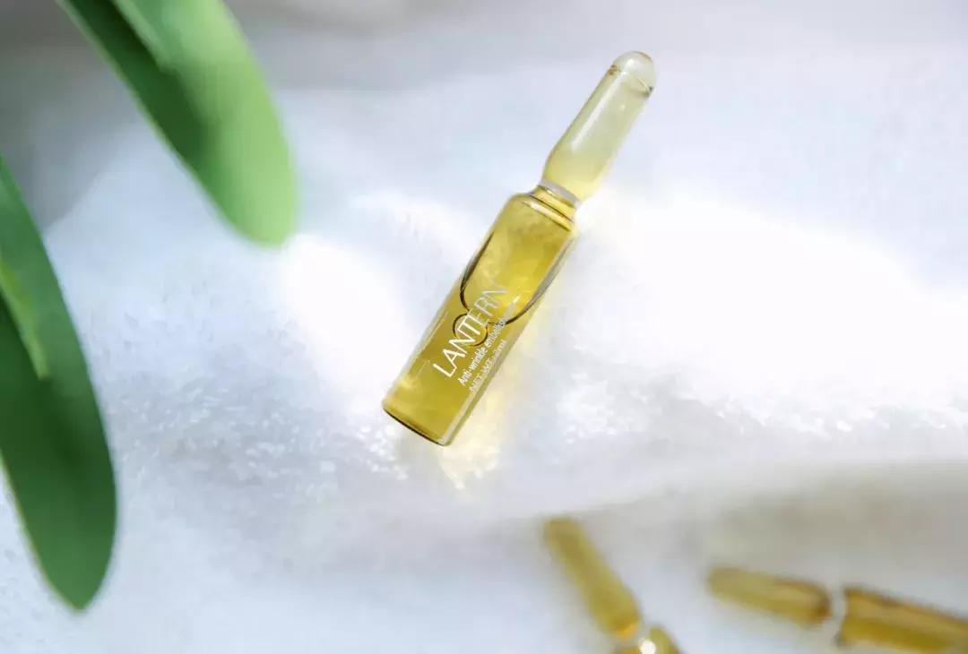 人手一瓶的护肤品,人手必备的大牌化妆品