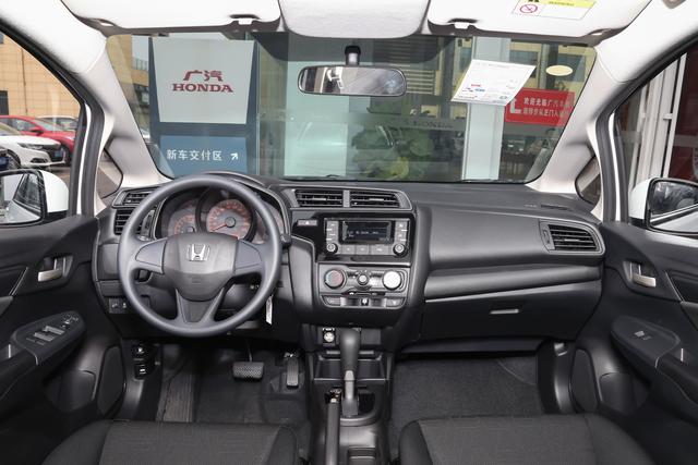 本田飞度不但够帅空间也不错,2012年本田飞度1.3自动挡真实油耗