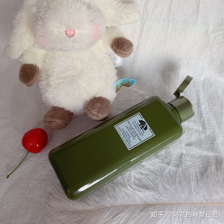 化妆品分享空瓶 (攒了一年又一年的化妆品空瓶)