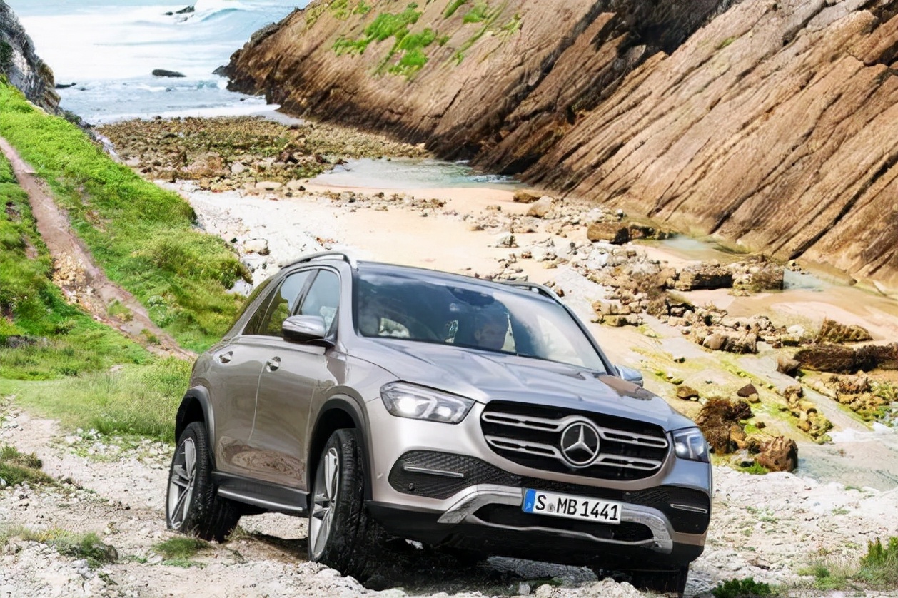 80万提了奔驰GLE，到底怎么样？老司机一肚子话要说