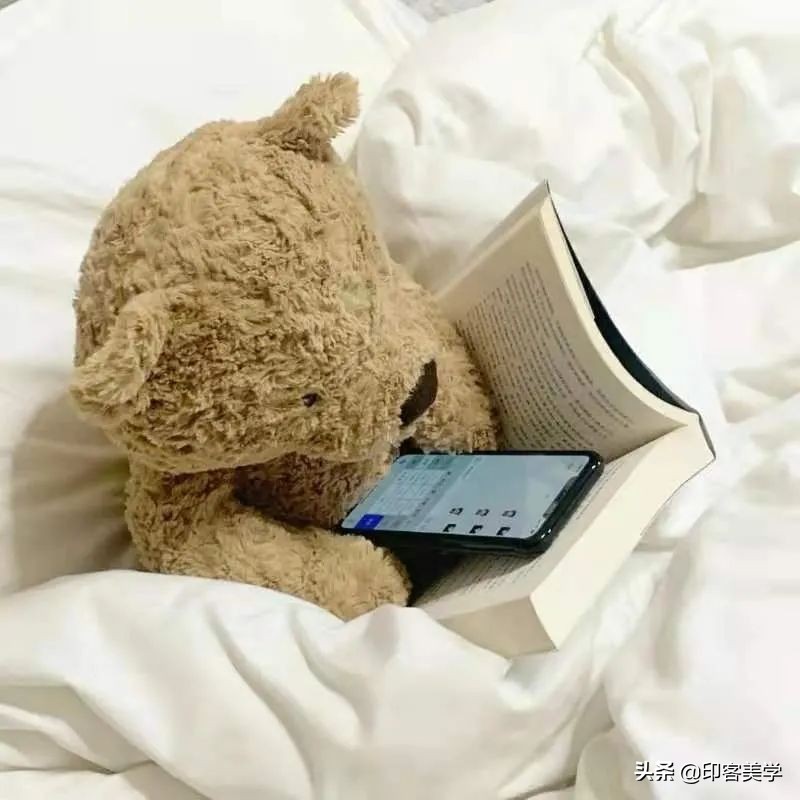 “萌物”，正在掏空年轻人的钱包