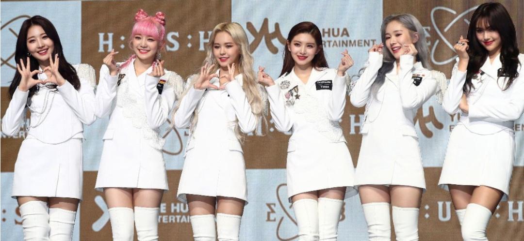 这么有钱还*爱做**豆！00后偶像家境被扒，成年礼是百亿公司的股份