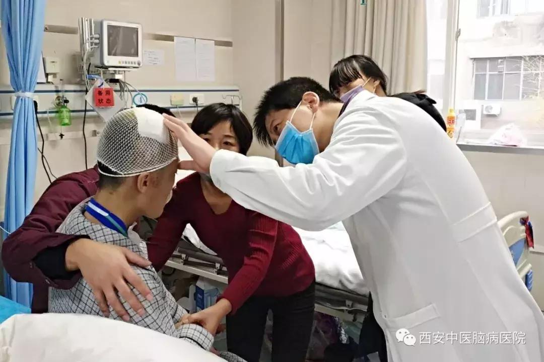 花季少女突然昏迷晕倒,花季少女脑出血下集