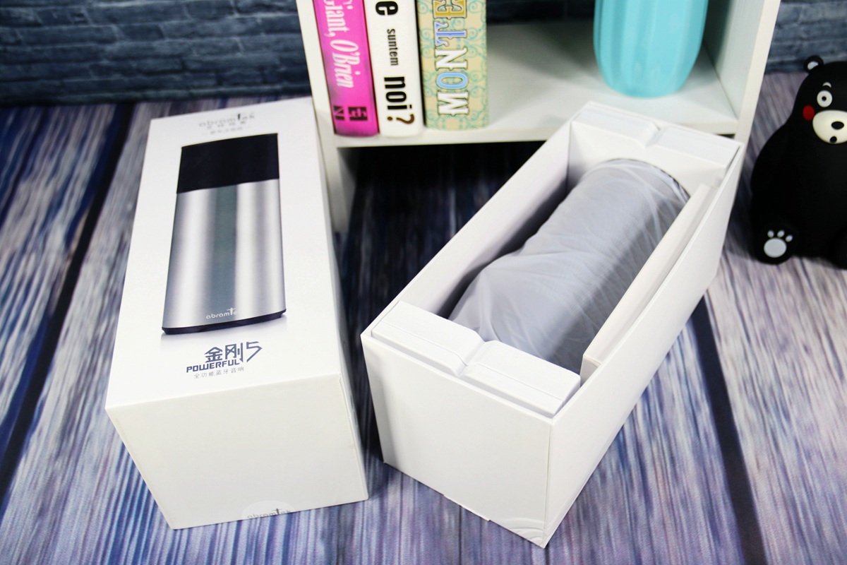 无损音质360度环绕立体声,艾特铭客金刚5蓝牙音箱评测