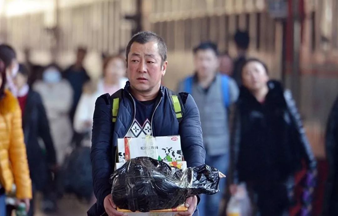 月入一万感觉生活很迷茫,月入一万生活压力