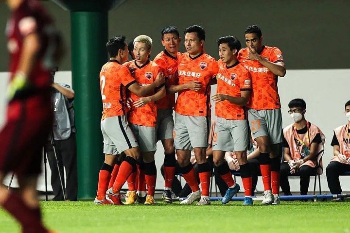 中超深圳队1-0沧州雄狮,中超联赛山东泰山vs沧州雄狮