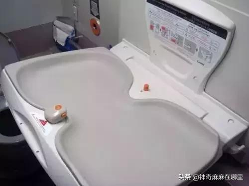 一个人带孩子坐飞机会怎么样,一个人独自带宝宝坐飞机