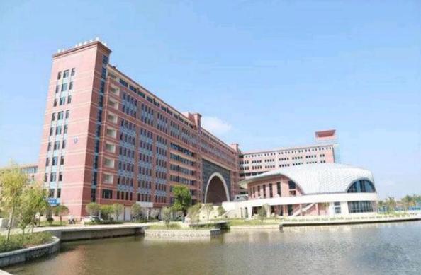 南阳市都有哪些中专学校,南阳卫校中专招生简章