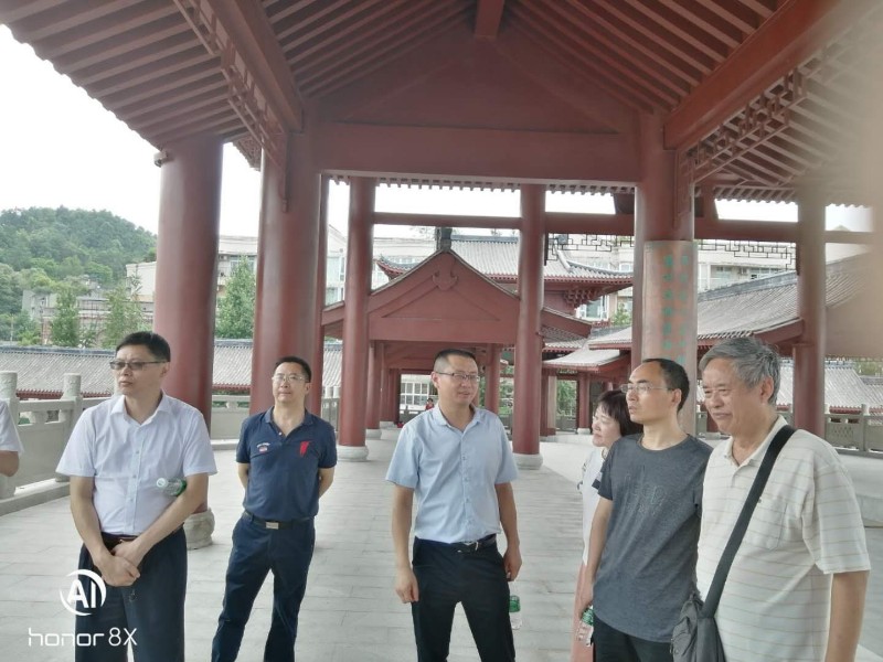 璇楃ぞ閲囬娲诲姩,浼楀垱璇楃ぞ涓冨緥