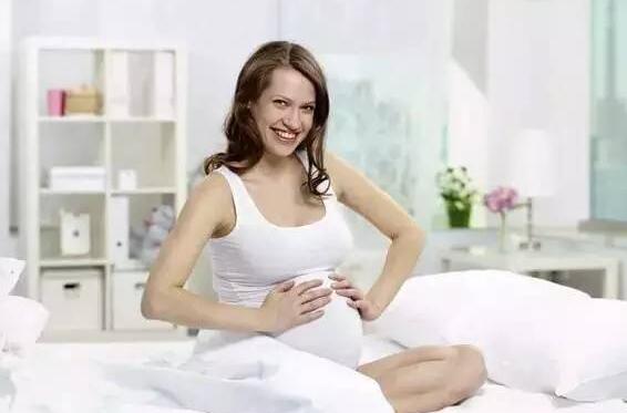 有没有孕妈快35周了胎动频繁,孕妈孕37周胎动频繁有力正常吗