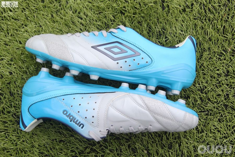 满足真皮控的幻想–UmbroAcceratorProHG实战测评