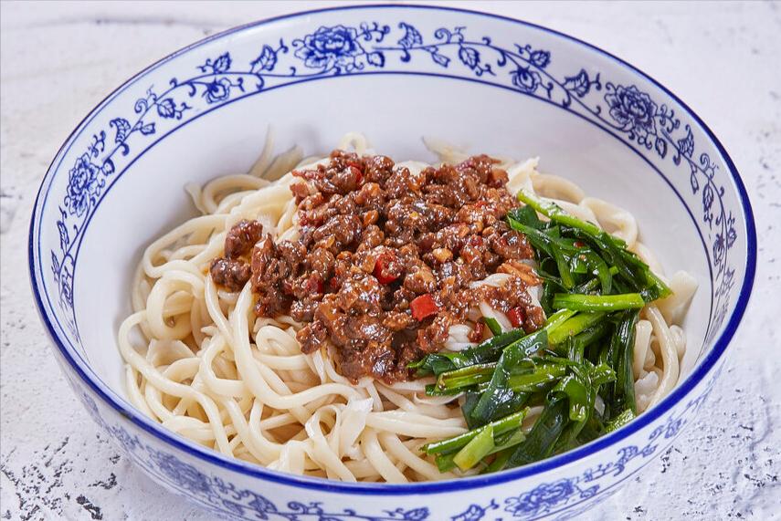 手擀面煮熟后易断是什么原因,手擀面为什么不劲道容易断