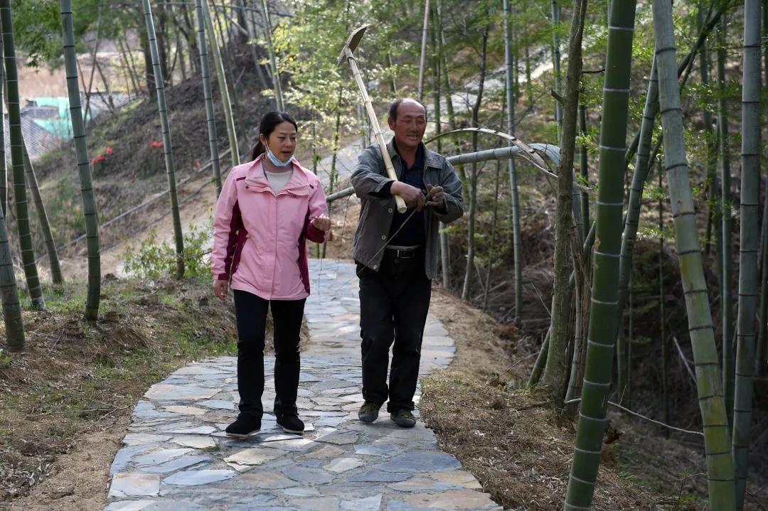 脱贫攻坚彪炳史册的伟大壮举,中国近十年脱贫攻坚的伟大事迹