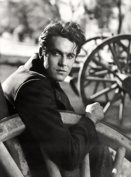 性格的“魔咒”：女星结婚4次49岁自杀，两个孩子“意外”身亡