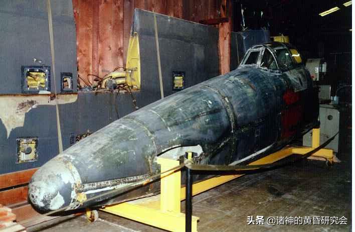 褰╃粯浜屾垬寰峰啗鍧﹀厠,褰╃粯涓殑鎴樹簤