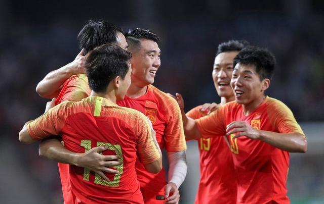 国足想赢太难里皮着急也没用中国队习惯性堕落银狐一世英名全毁