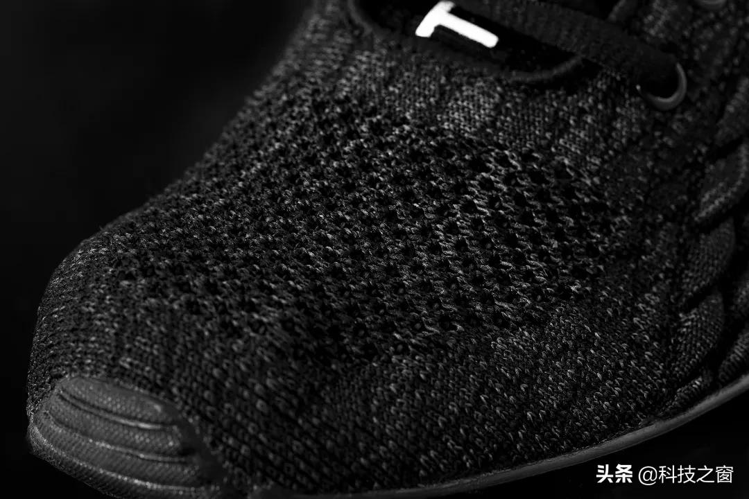 才百元白菜价！阿迪达斯同款科技刀锋鞋，鞋底藏了28片“弹簧”