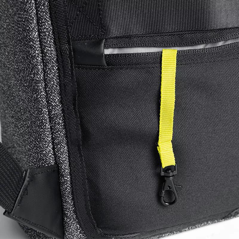 型男出街必备：刀割不入、风雨不侵，这款硬核背包丢大街都偷不走