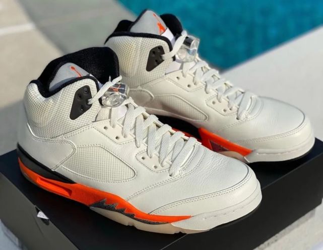 snkrs突袭提醒小程序,snkrs第一次专属球鞋