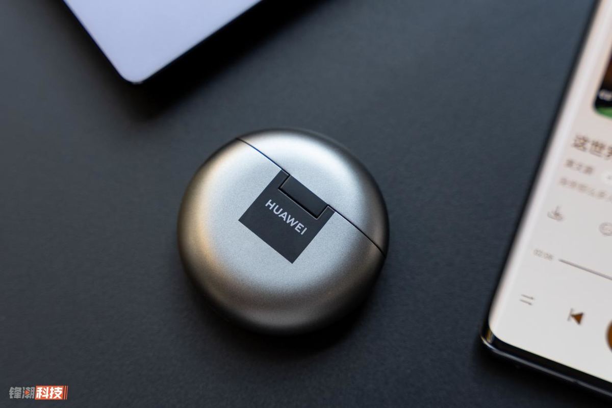 降噪耳机推荐华为freebuds5i,freebuds4i降噪多少分贝